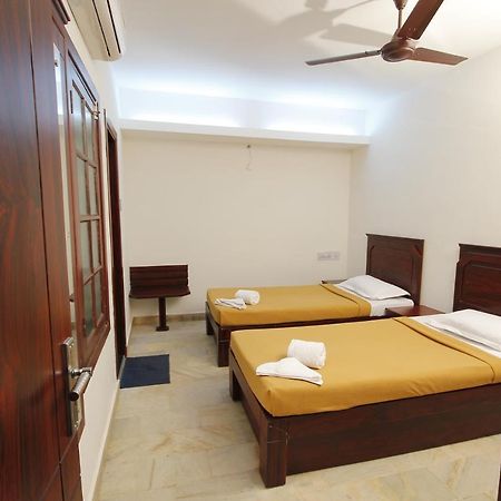 Hotel Park Avenue Kochi Luaran gambar