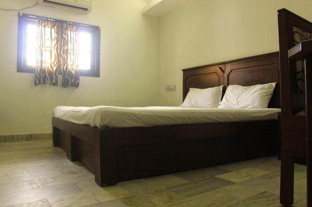 Hotel Park Avenue Kochi Luaran gambar