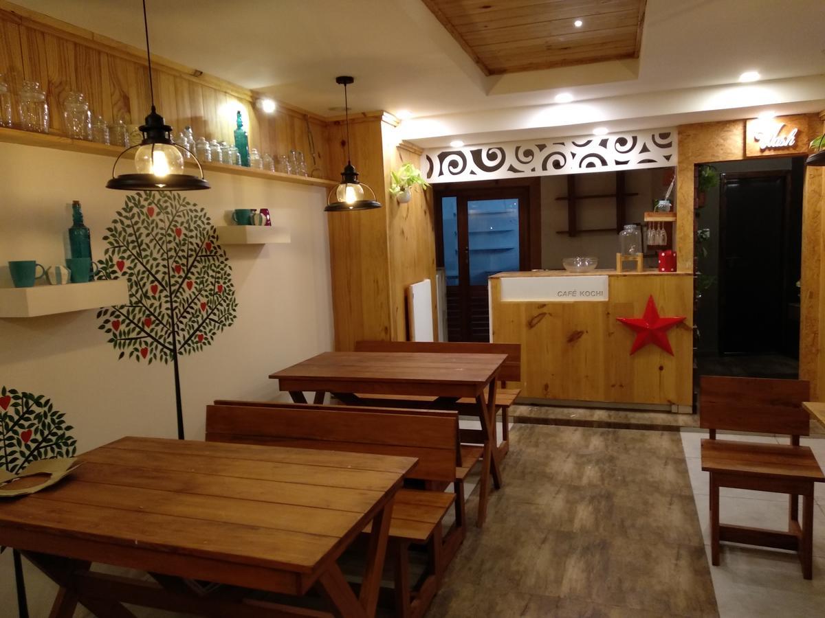 Hotel Park Avenue Kochi Luaran gambar