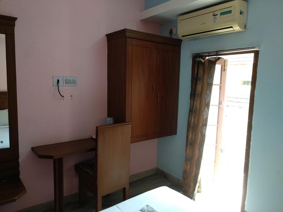 Hotel Park Avenue Kochi Luaran gambar