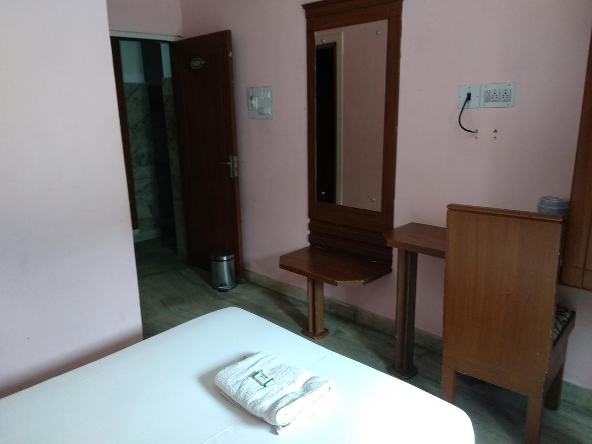 Hotel Park Avenue Kochi Luaran gambar