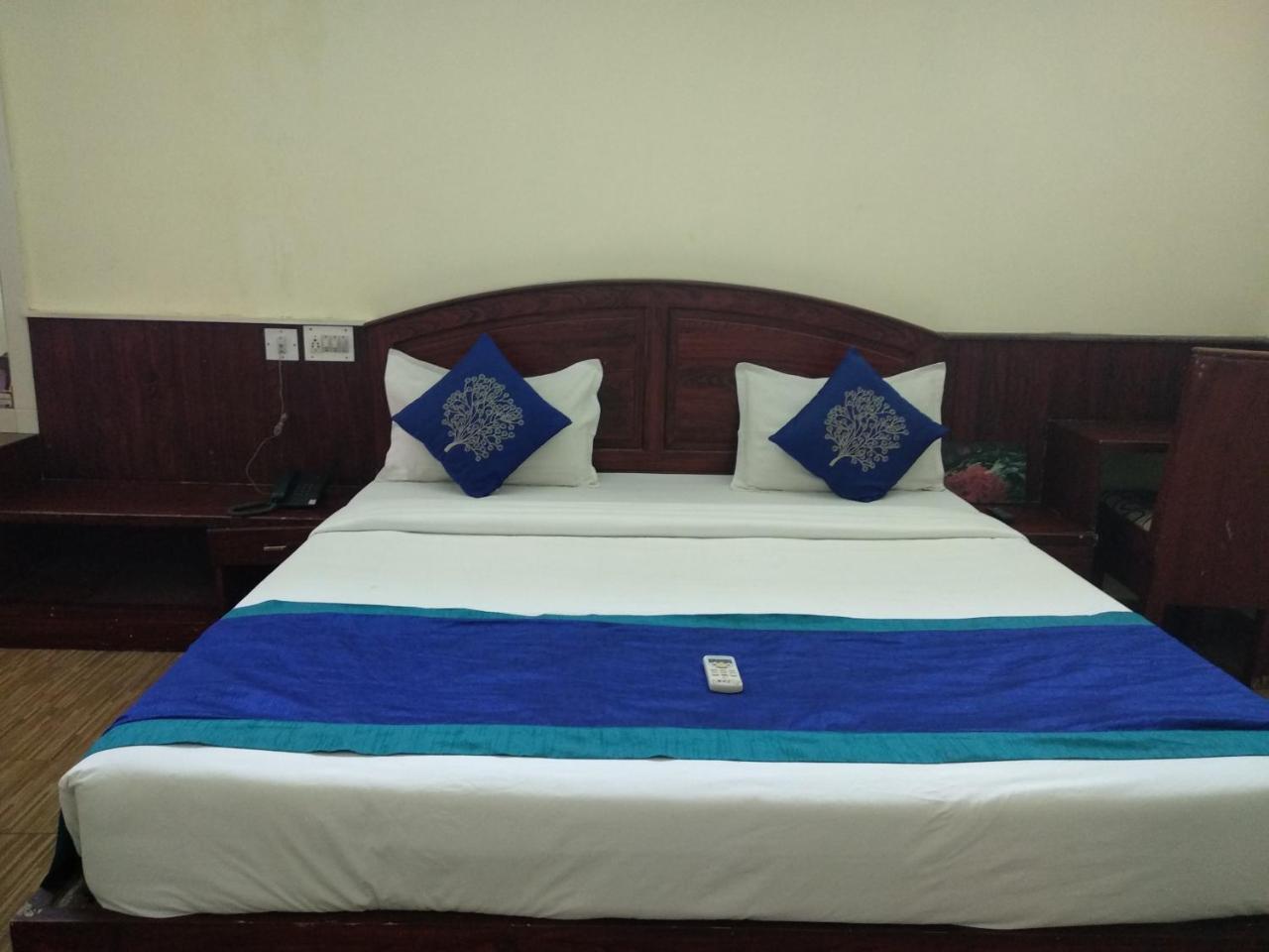 Hotel Park Avenue Kochi Luaran gambar